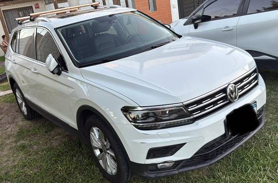 VOLKSWAGEN TIGUAN 1.4 250 TSI TOTAL FLEX ALLSPACE COMFORTLINE TIPTRONIC